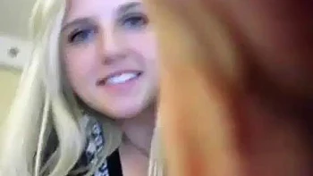 Rubia tetona follando duro