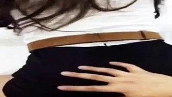 Jolie étudiante asiatique amateur porno