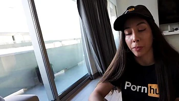 Ajudando meu amigo a filmar pornô de buceta e boquete