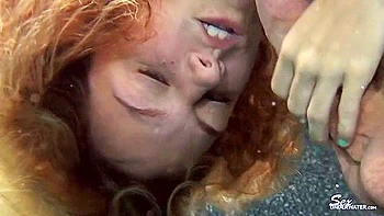 Sexe sous-marin intense de Taylor Dare