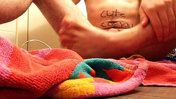 Жесткий анальный трах с молоденькой