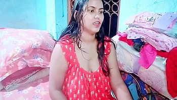 Profsseure aux gros seins baise étudiante 18+ en privé