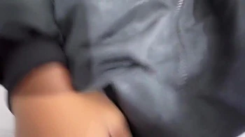 Bruneta desi fodida de cosplay em POV