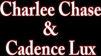 Charlee Chase e Cadence Lux dando mão na buceta da milf a três