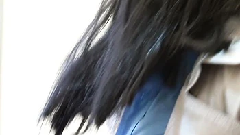 MILF rubia Loz Lorrimar monta a pelo y chupa duro