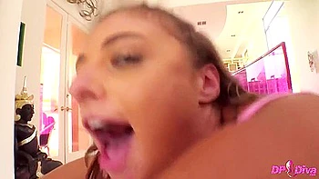 Geile Doppelpenetrierung anal an heißem Teenarsch