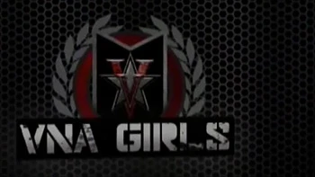 Julia Ann con tetas gigantes falsas y cuerpo de cougar