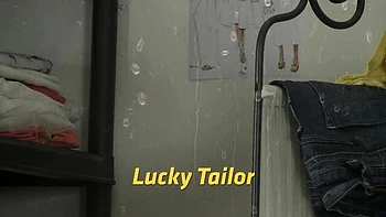 Lola Myluv's Hardcore Pissing and Blowjob