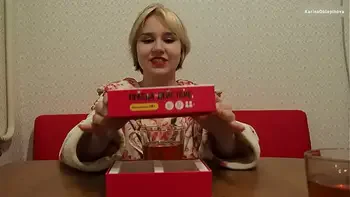 Настольные игры доводят до настольного секса