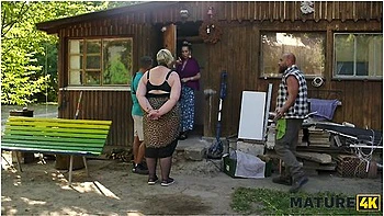 Blonde BBW Cheats Publicly With 2 Strangers On Her Husband