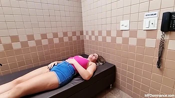 Izabelyta Crushed Under Suzzy’s Huge Wide Ass