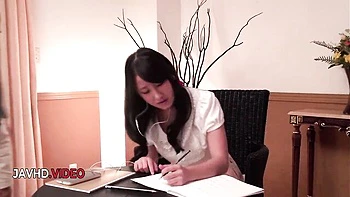 Elite Japanese milf Suzu Ichinose sucks cock