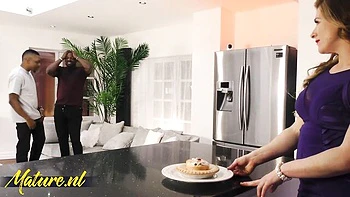 Stunner Mr Longwood and Shadow Dimitri at pornstar porn