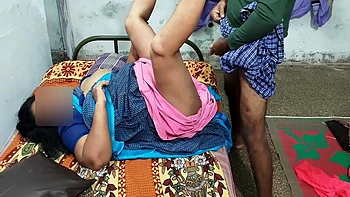 I Talked To An Asian Desi Bhabhi And Made Her Agree To Have Sex