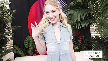 Bouncy Bryan and Kallie's cum on face smut