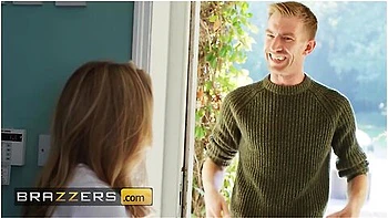 - Bonnie Blue Launches A Naughty Social Media Hunt, Letting Lucky Danny Fuck His Favorite Influencer