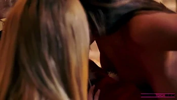 Ffm Clip With Bouncy Nikole Nash And Silvia Saige From Stepmoms Teach Sex