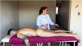 The Massage She Couldnt Control