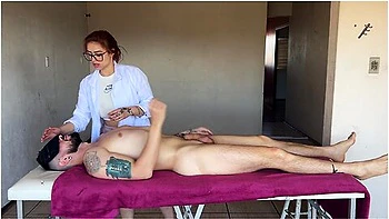 The Massage She Couldnt Control